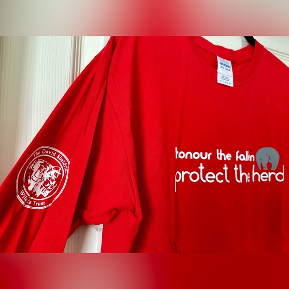 Vintage the David Sheldrick wildlife Trust, long sleeve shirt. No longer made! - Picture 3 of 4